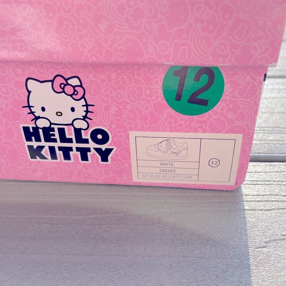 Hello Kitty White Velcro Kids Toddlers Sneakers Shoes Size 6, 7, 8, 12 - Picture 8 of 8